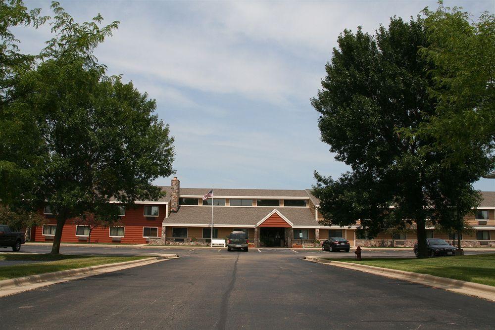 Americinn By Wyndham Elkhorn Near Lake Geneva Exterior foto