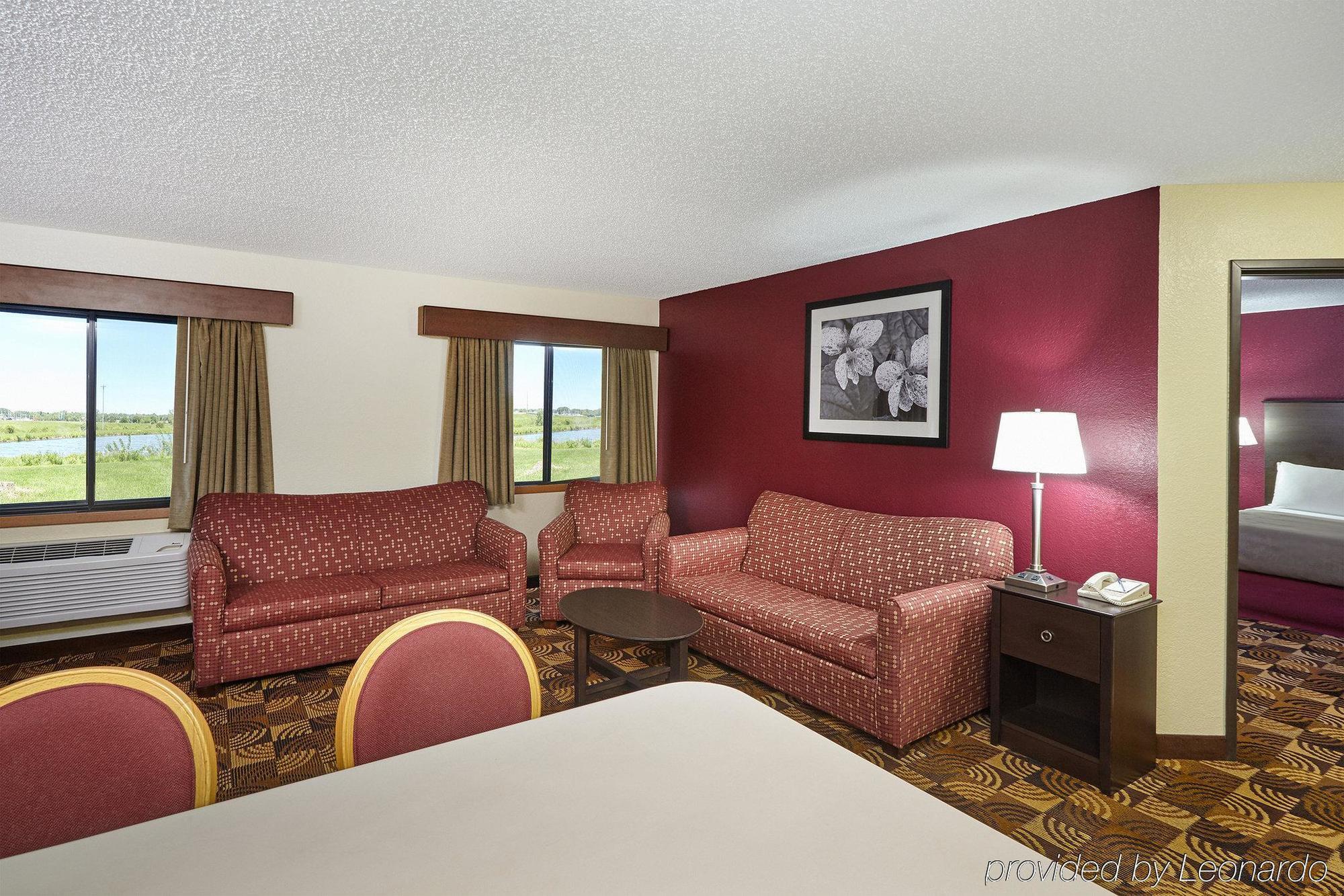 Americinn By Wyndham Elkhorn Near Lake Geneva Exterior foto