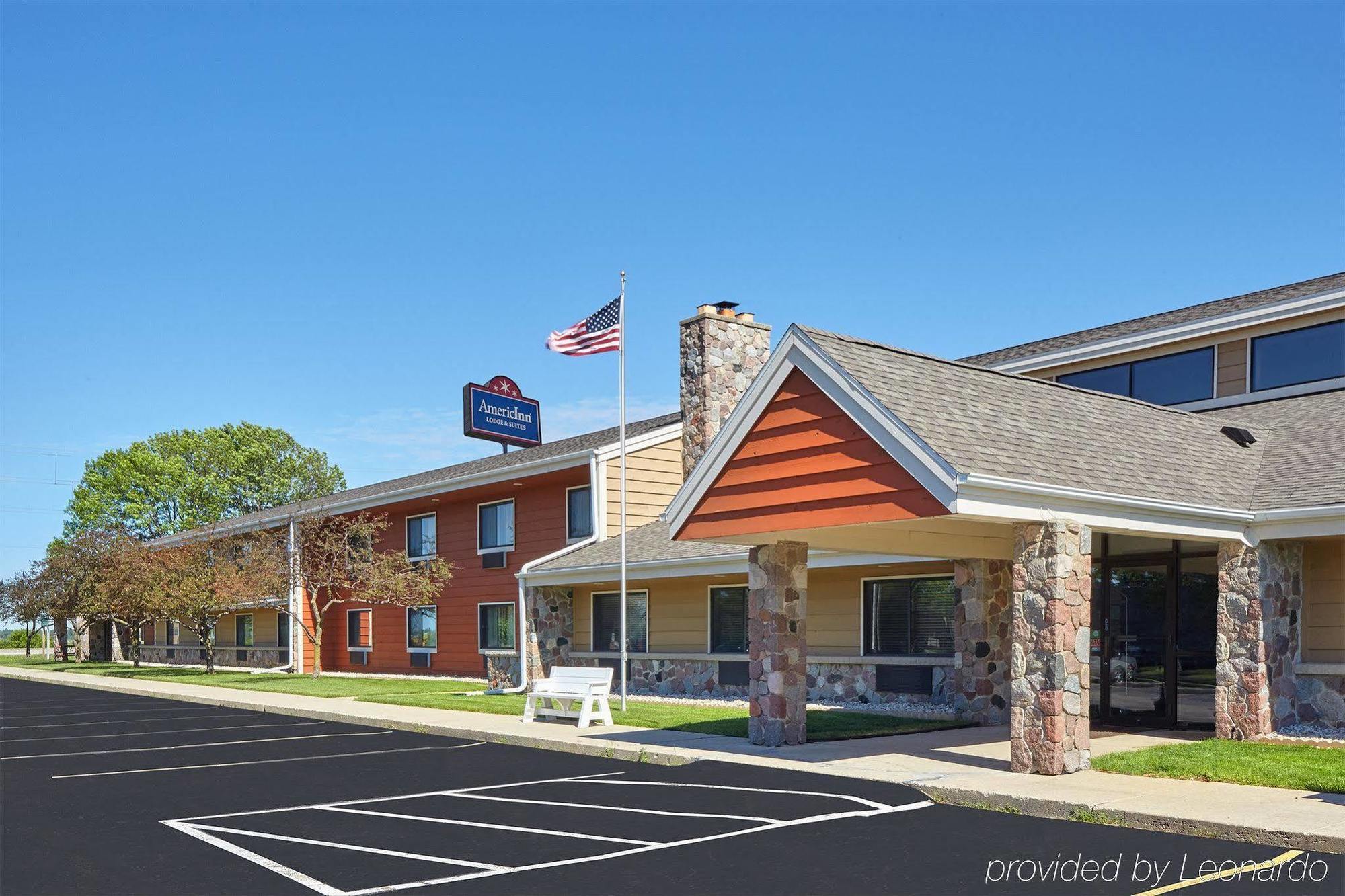 Americinn By Wyndham Elkhorn Near Lake Geneva Exterior foto